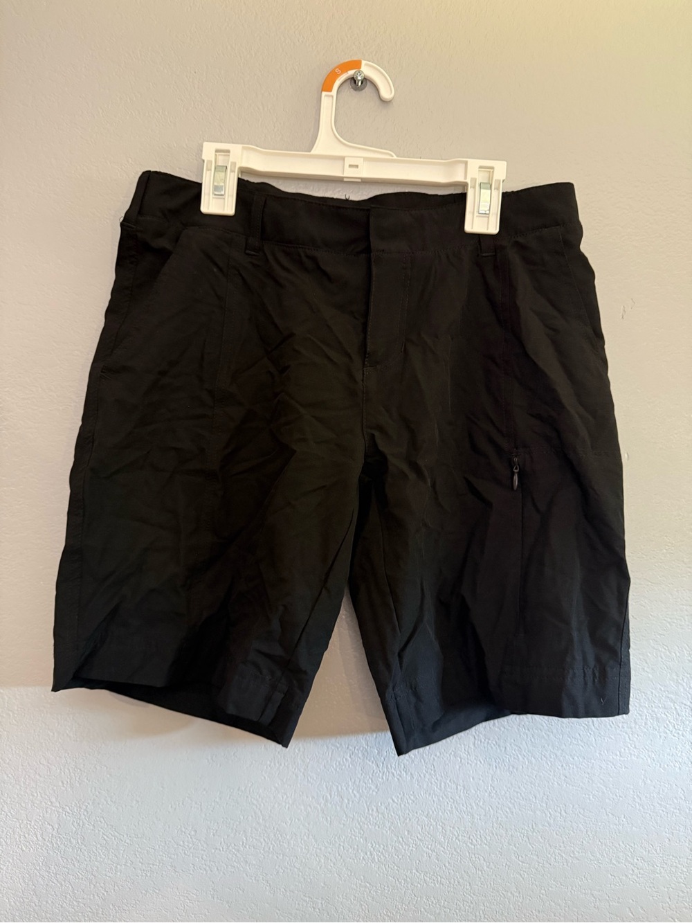 32 Degrees Black Flat Front Athletic Shorts
